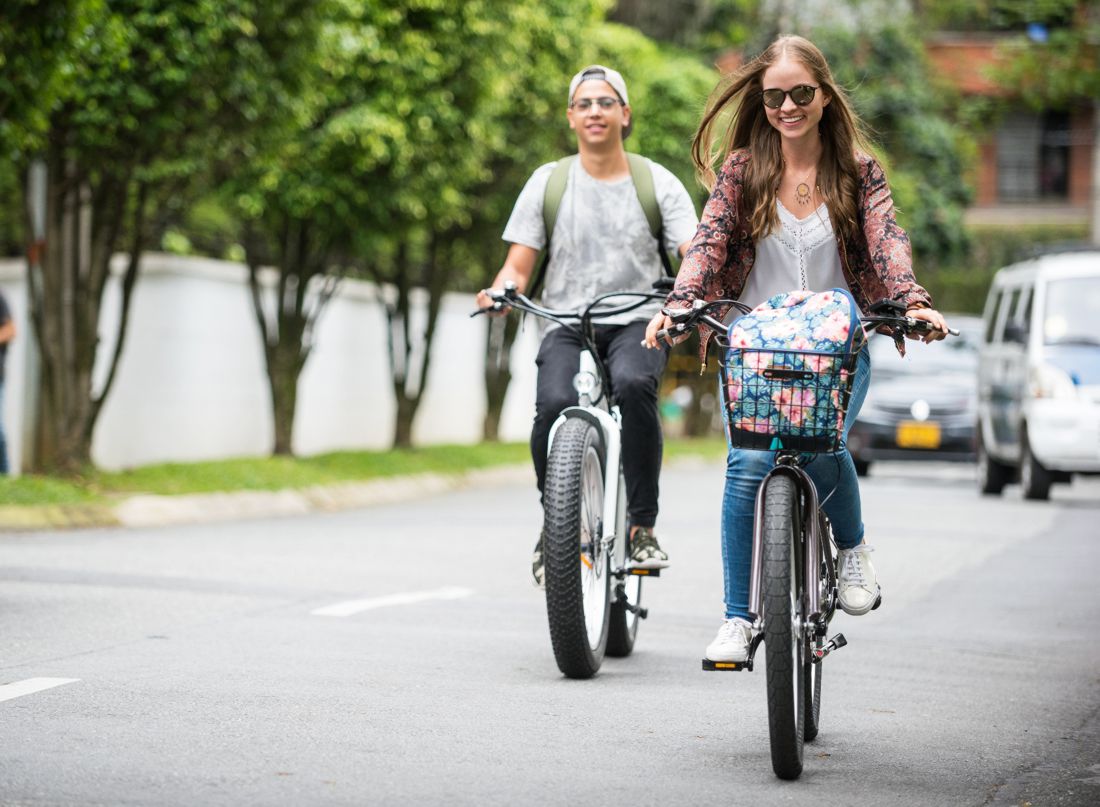 bicicletas electricas, bicicletas electricas akt, akt e-city, movilidad sostenible